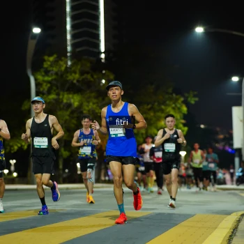 Runner Photo 2350793