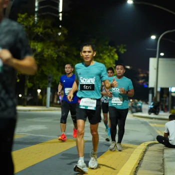Runner Photo 2350946