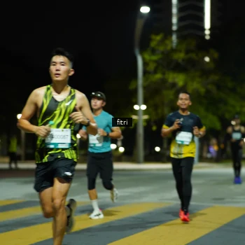Runner Photo 2351003