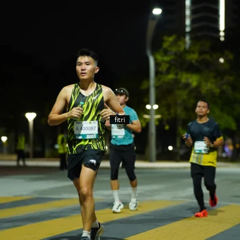 Runner Photo 2351005
