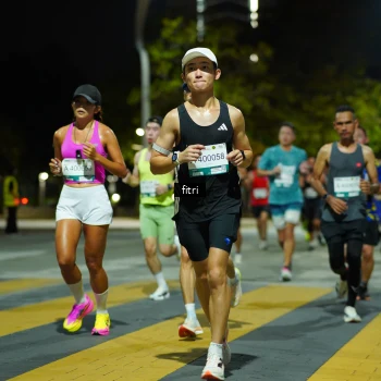 Runner Photo 2351055
