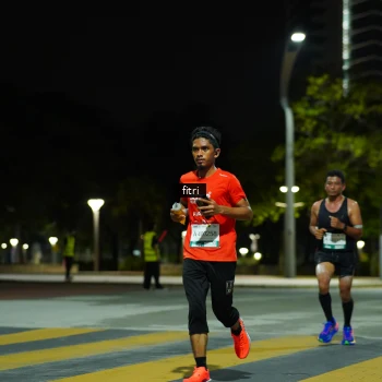 Runner Photo 2351254
