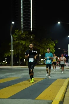 Runner Photo 2351309