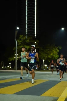 Runner Photo 2351335