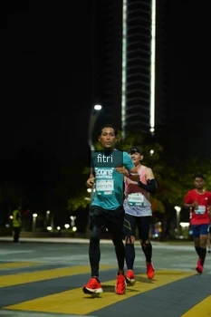 Runner Photo 2351350
