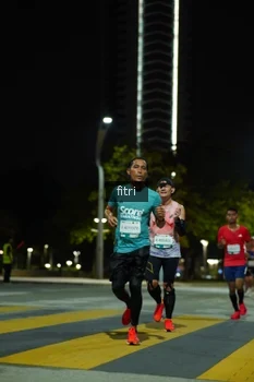 Runner Photo 2351351