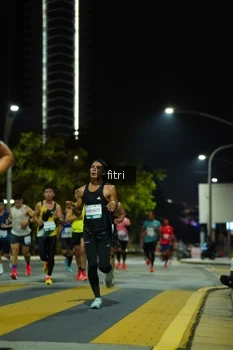 Runner Photo 2351376