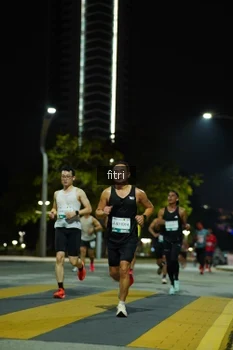 Runner Photo 2351379