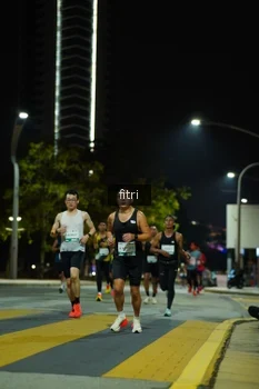 Runner Photo 2351384