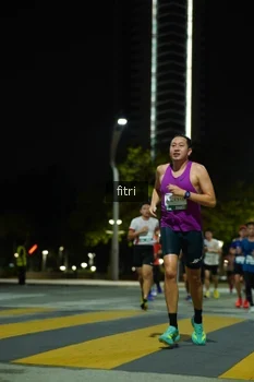 Runner Photo 2351395
