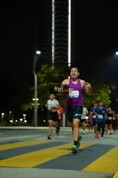 Runner Photo 2351399