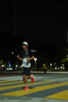 Runner Photo 2351439