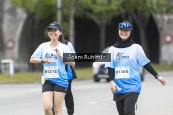 Runner Photo 2351499