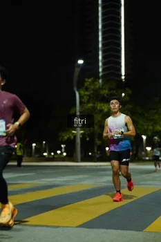 Runner Photo 2351501