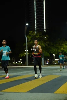 Runner Photo 2351591