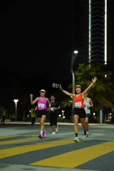 Runner Photo 2351614