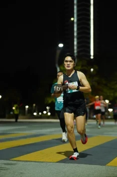 Runner Photo 2351642