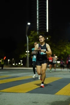 Runner Photo 2351644
