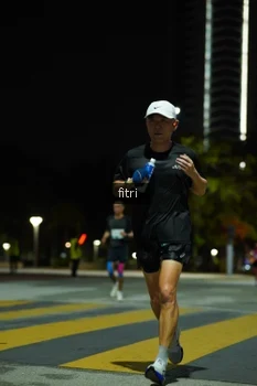 Runner Photo 2351659