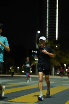 Runner Photo 2351663