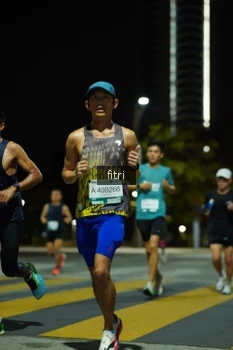 Runner Photo 2351669