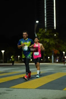 Runner Photo 2351692