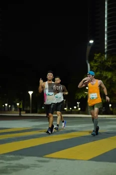 Runner Photo 2351708