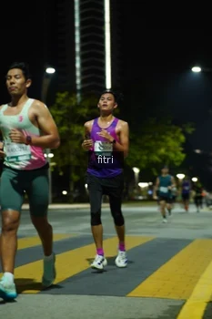 Runner Photo 2351756