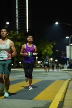 Runner Photo 2351758