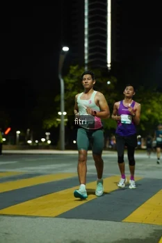 Runner Photo 2351760