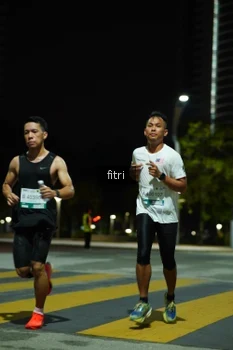 Runner Photo 2351769