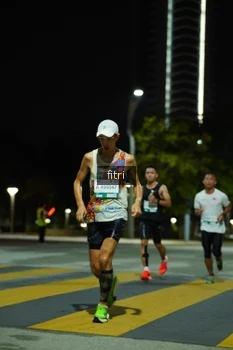 Runner Photo 2351782