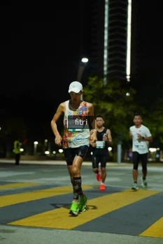 Runner Photo 2351783