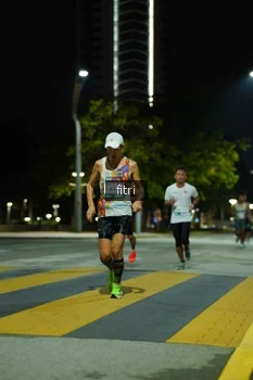 Runner Photo 2351785