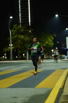 Runner Photo 2351810