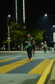 Runner Photo 2351812