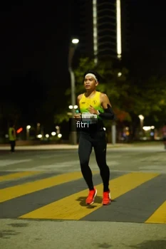 Runner Photo 2352303