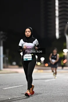 Runner Photo 2352333