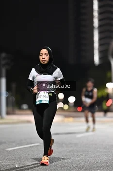 Runner Photo 2352345