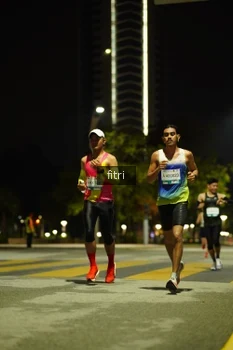 Runner Photo 2352374