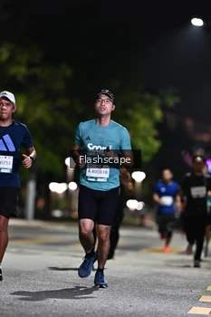 Runner Photo 2352389