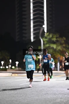 Runner Photo 2352392
