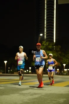 Runner Photo 2352399