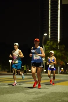 Runner Photo 2352401