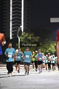 Runner Photo 2352448