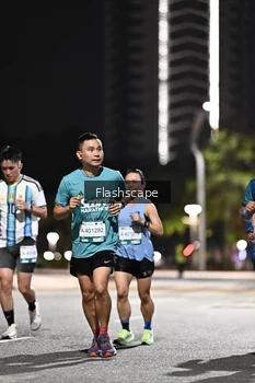 Runner Photo 2352501