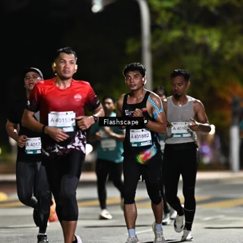 Runner Photo 2353096