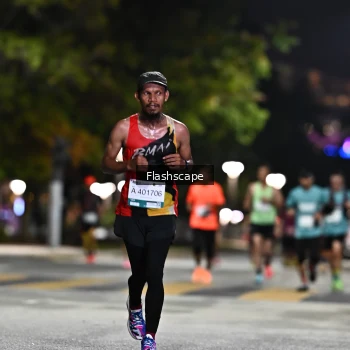 Runner Photo 2353749