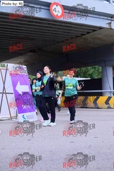 Runner Photo 235701