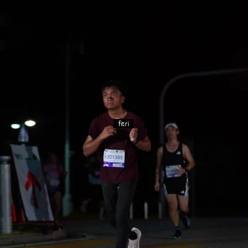 Runner Photo 2358144